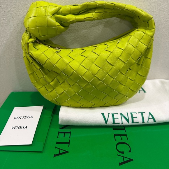 Bottega Veneta Mini Jodie Bag in color Kiwi - Picture 2 of 4